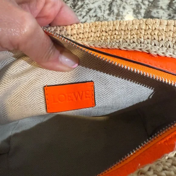 Loewe Tan and Orange Crossbody  pochette bag in raffia and calfskin - Picture 6 of 13